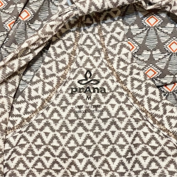 PRANA CALI DRESS IN SIZE MEDIUM - A-LINE STRETCH ATHLETIC SPRING SUMMER - Picture 12 of 16